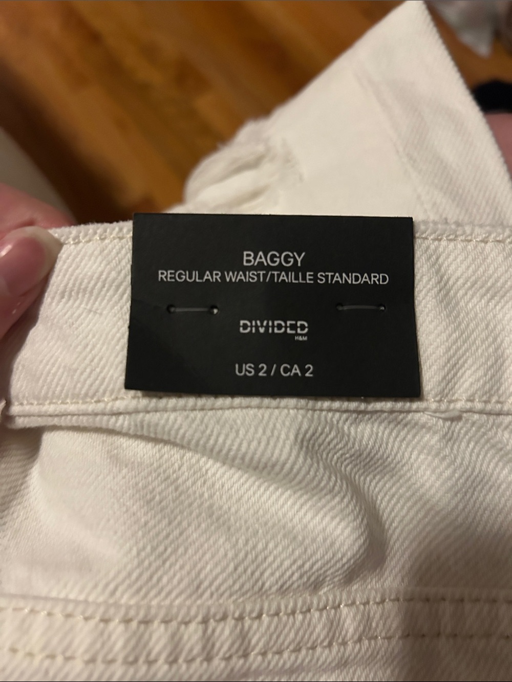 NWT H&M Divided White Distressed Denim Baggy Jeans | Size 2 - Picture 6 of 6